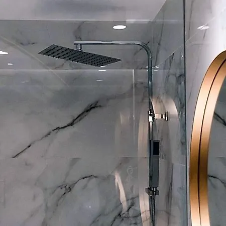 Candor Hotel 3*