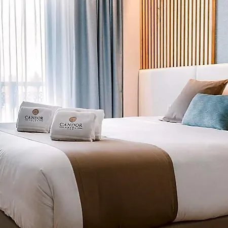 Hotel Candor