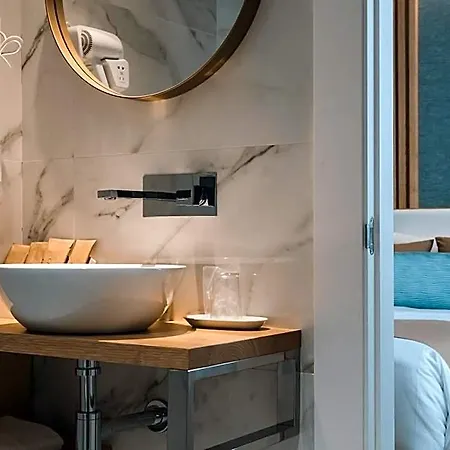 Hotel Candor 3*