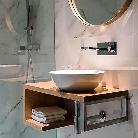 Candor Hotel 3*